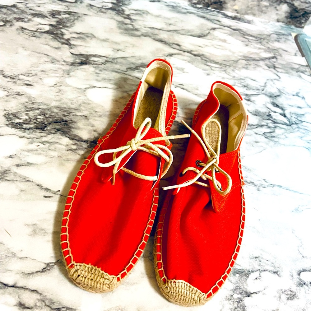 Very good condition Soludos orange flats size 10